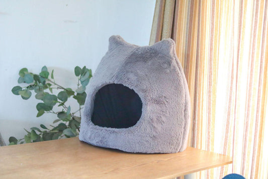 Cozy Retreat: Removable And Washable Semi-Closed Cat Bed For Autumn